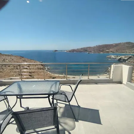 Mfd Luxury μεζονετα 100τμ διπλα στη θαλασσα Karystos (Evia)